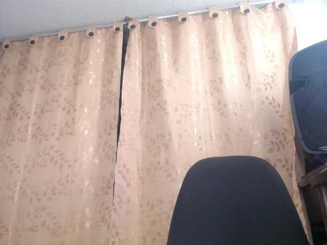 Camila-milf live cam on BongaCams