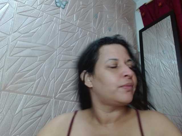 Camila-milf