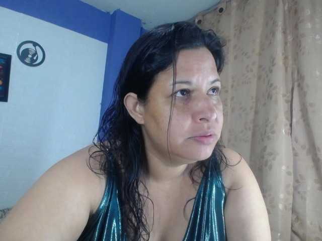 Camila-milf