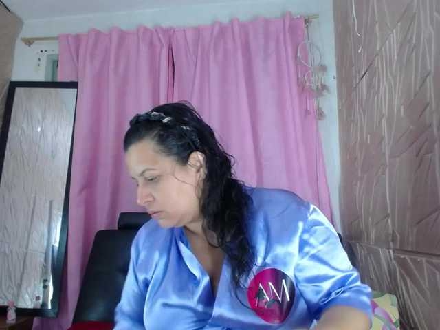 Camila-milf