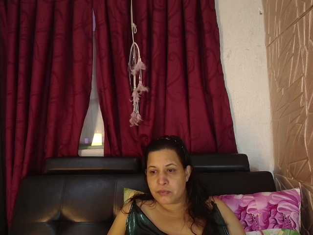 Camila-milf