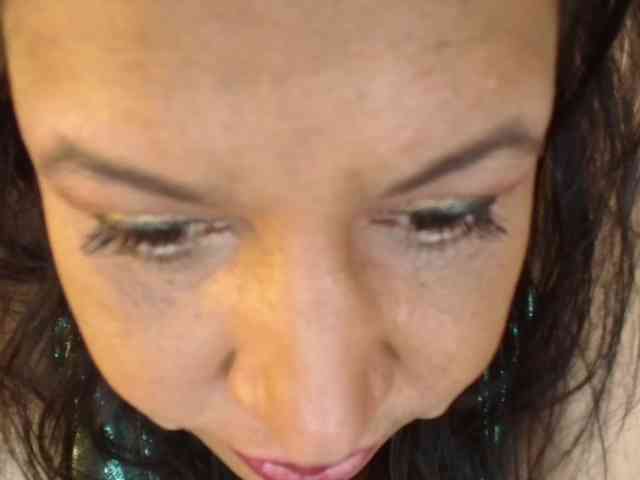 Camila-milf webcam
