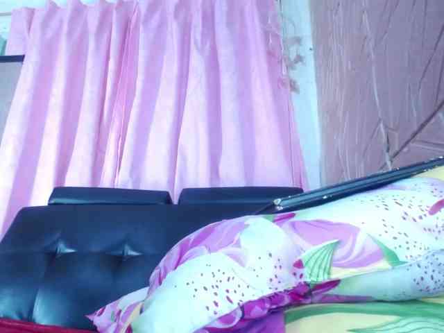 Camila-milf webcam
