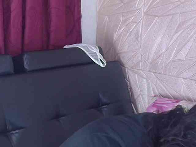 Camila-milf webcam