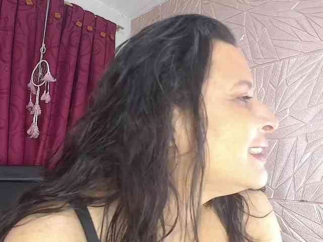 Camila-milf webcam