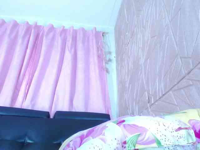 Camila-milf webcam