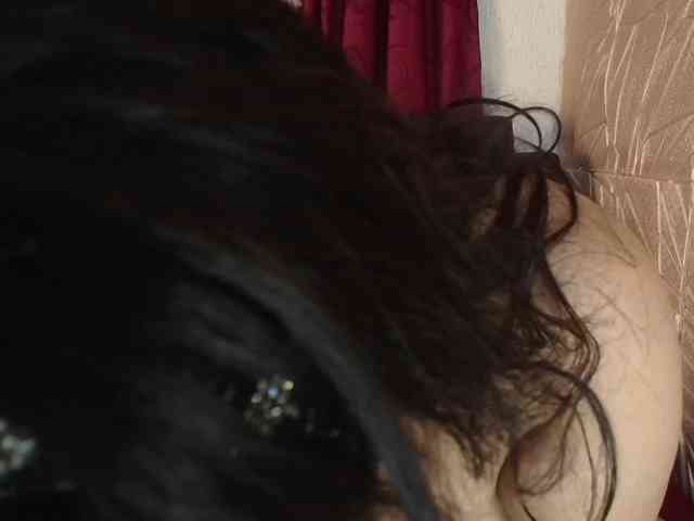 Camila-milf webcam