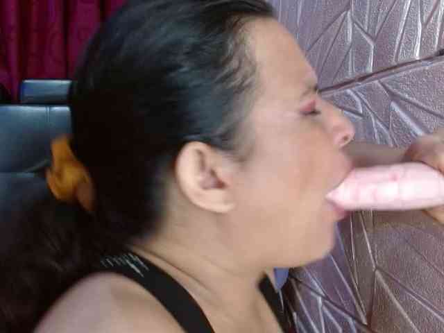Camila-milf webcam