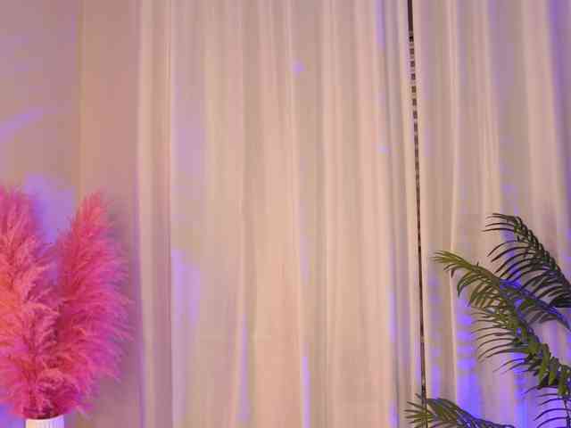 ChiaraLuna Sex Cam Show