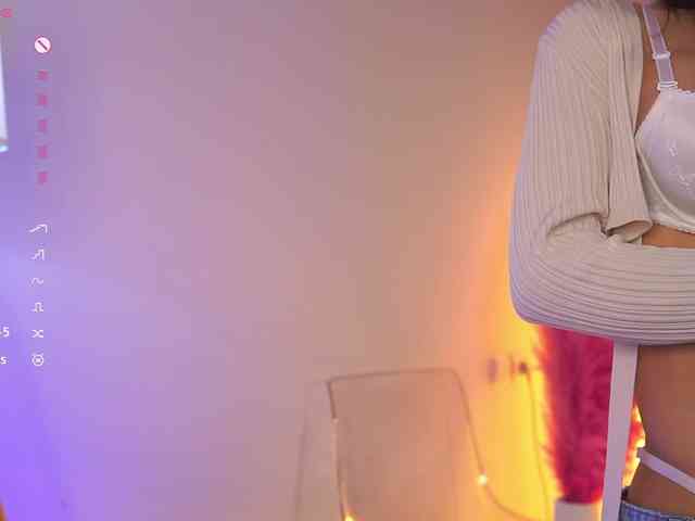 ChiaraLuna Sex Cam Show