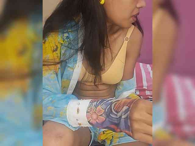 AngelRiya webcam