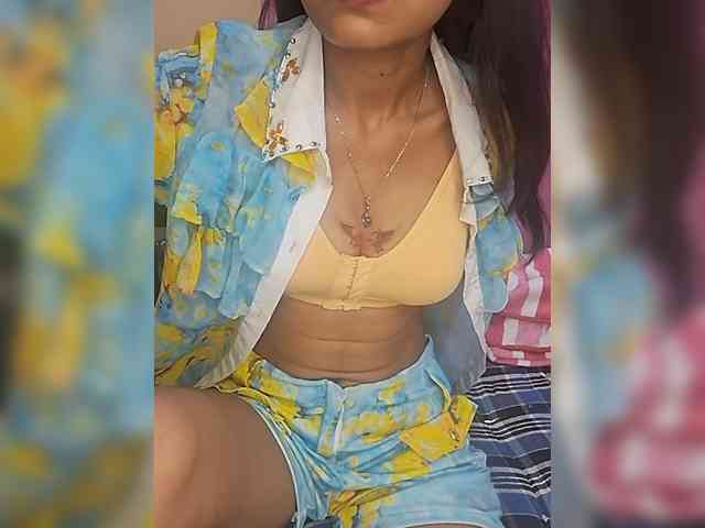 AngelRiya webcam