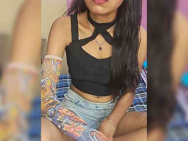 AngelRiya webcam