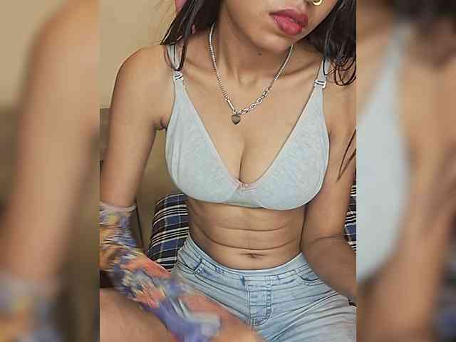 AngelRiya webcam