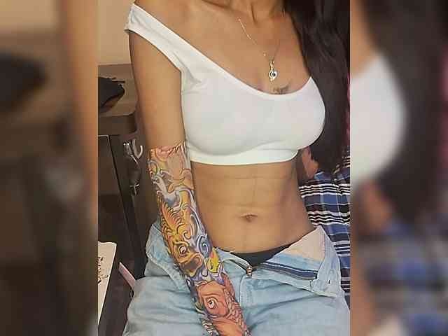 AngelRiya webcam