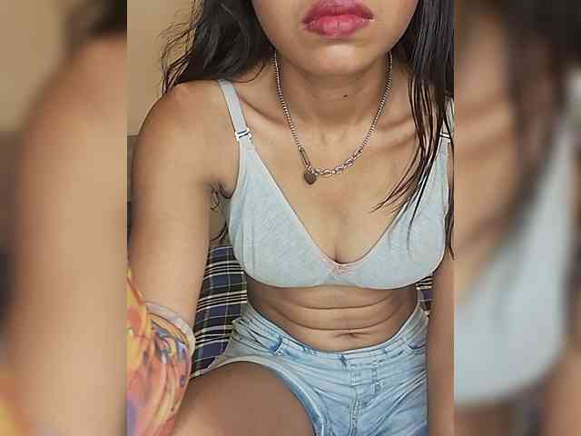 AngelRiya webcam