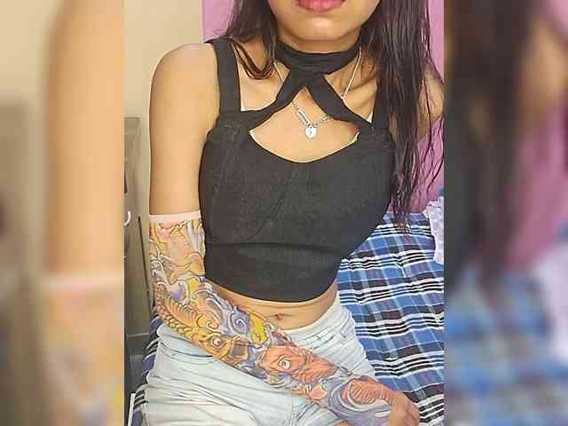 AngelRiya webcam