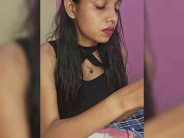 AngelRiya webcam