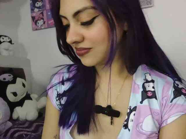 Emilyroth webcam