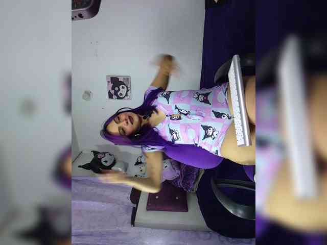 Emilyroth webcam