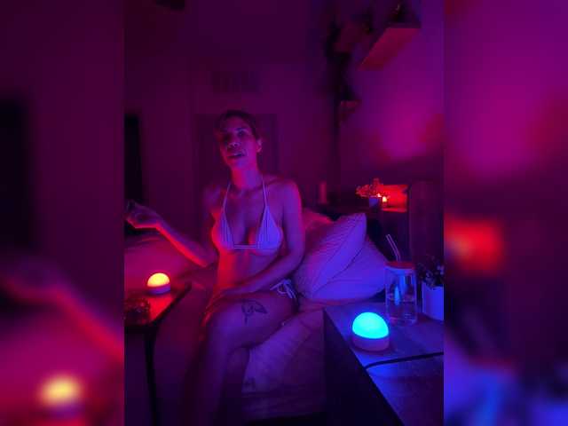 LunaCarmel809