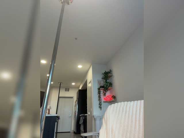 LunaCarmel809