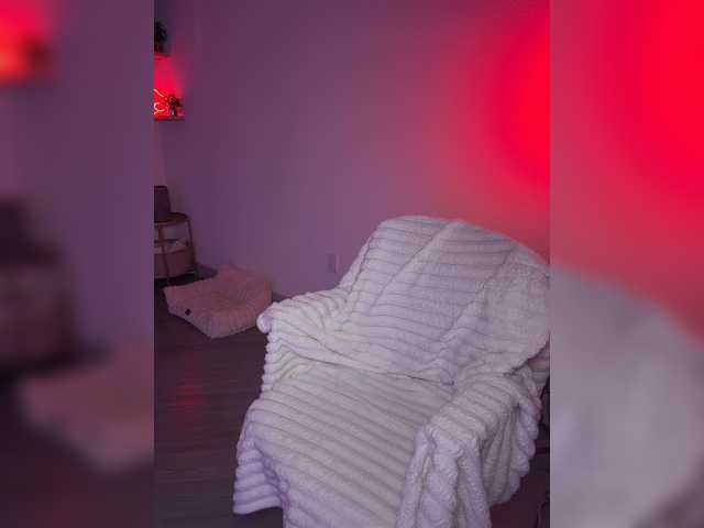 LunaCarmel809
