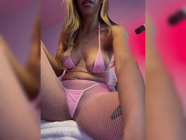 LunaCarmel809 live cam