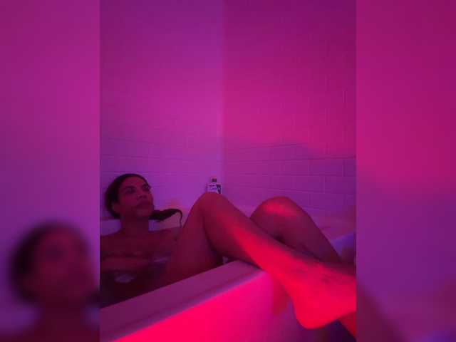 LunaCarmel809