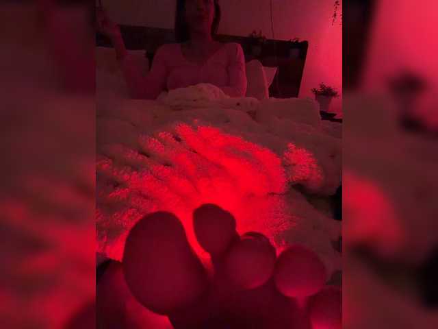 LunaCarmel809 live cam on BongaCams