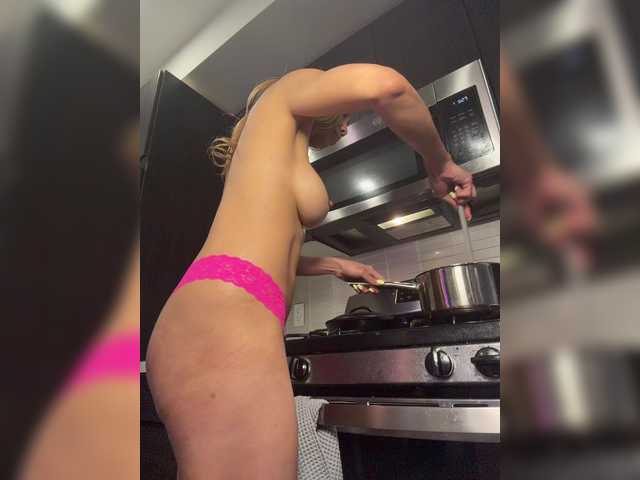 LunaCarmel809