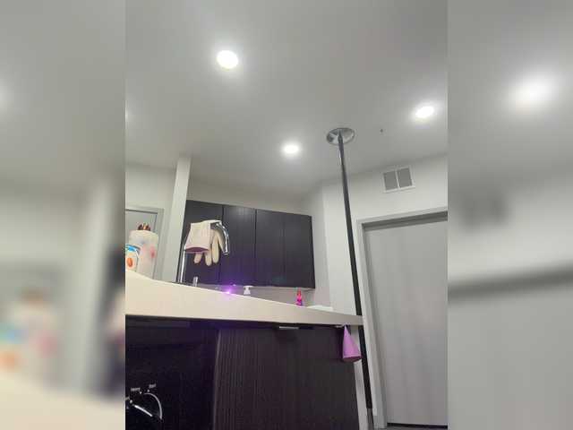 LunaCarmel809