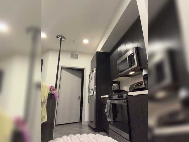 LunaCarmel809