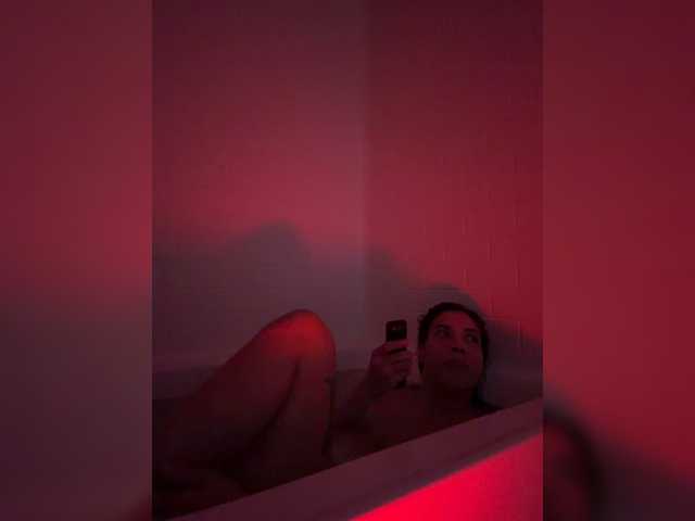 LunaCarmel809