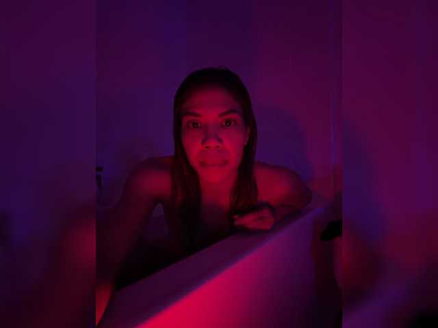 LunaCarmel809, en vivo ahora en BongaCams
