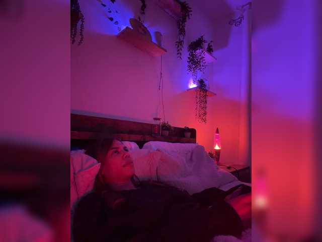 LunaCarmel809 live cam on BongaCams