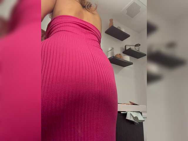 LunaCarmel809 live cam on BongaCams