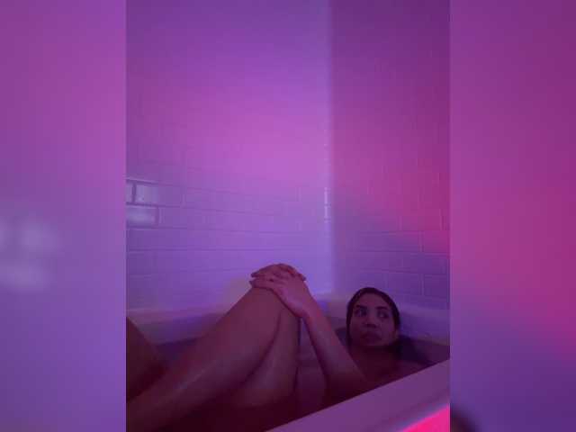 LunaCarmel809