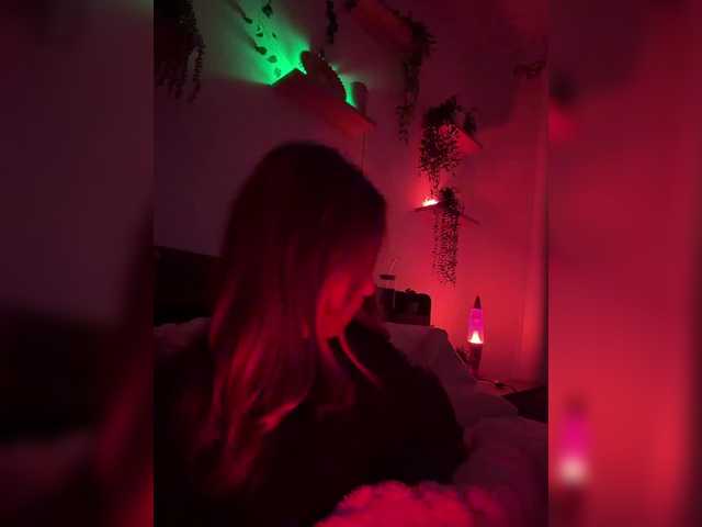 LunaCarmel809