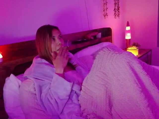 LunaCarmel809, en directo ahora en BongaCams