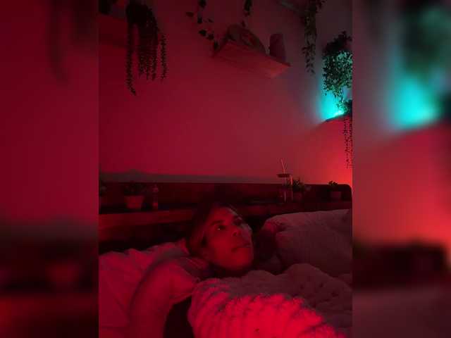 LunaCarmel809 live cam on BongaCams
