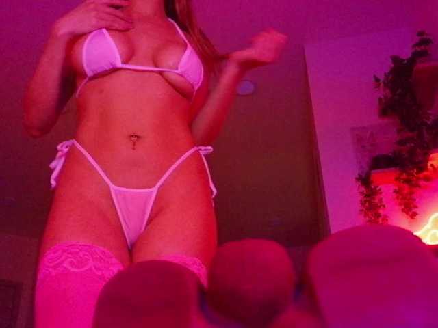 LunaCarmel809 live cam on BongaCams