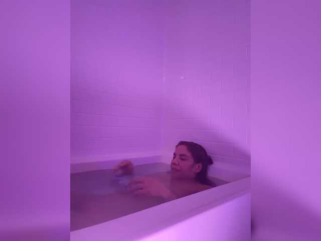 LunaCarmel809