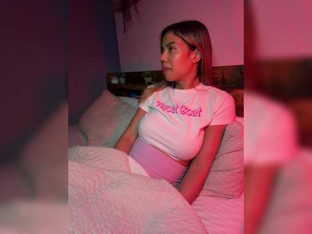 LunaCarmel809 live webcam show