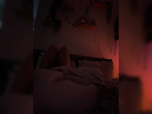 LunaCarmel809 live cam on BongaCams