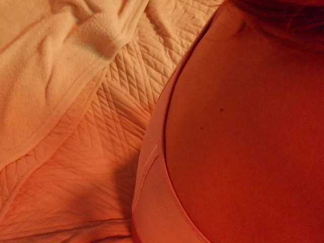 LunaCarmel809 live cam