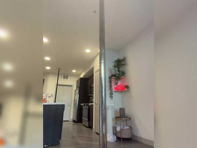 LunaCarmel809
