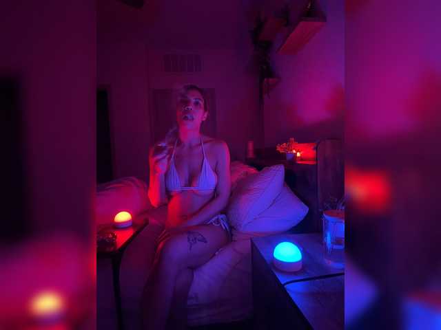 LunaCarmel809