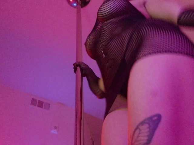 LunaCarmel809 live cam on BongaCams