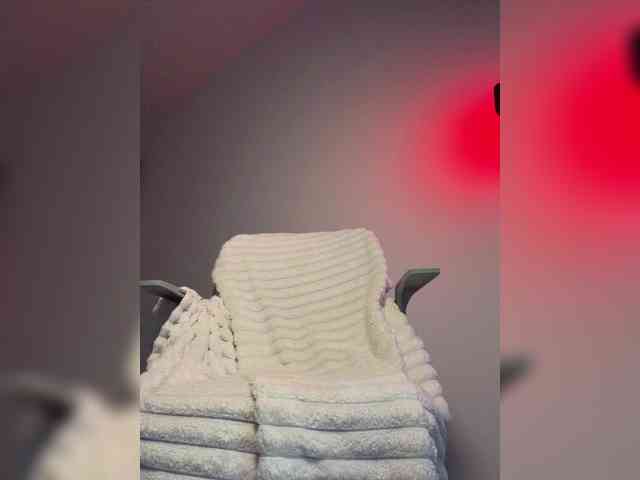 LunaCarmel809